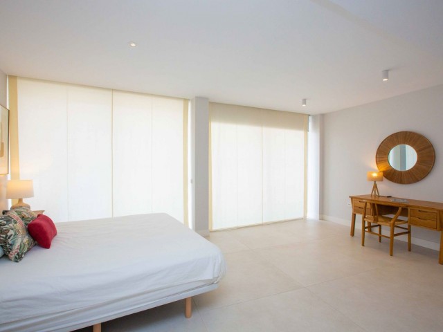 3 Bedrooms Apartment in Estepona