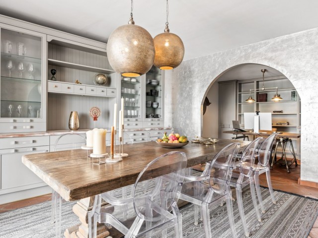 Maison mitoyenne avec 5 Chambres  à La Heredia