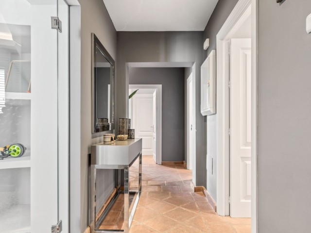 Maison mitoyenne avec 5 Chambres  à La Heredia