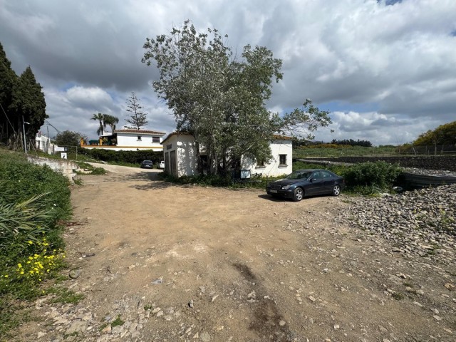  Plot in Puerto Banús