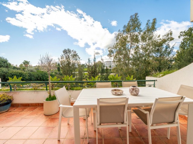 Appartement avec 2 Chambres  à Guadalmina Alta