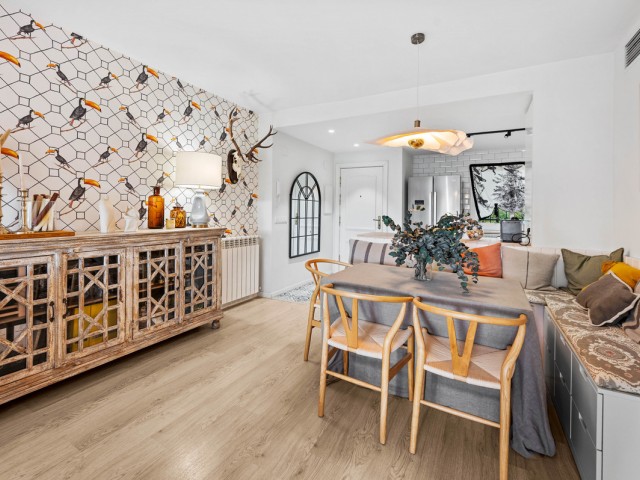 Huoneisto, Guadalmina Alta, R5271946