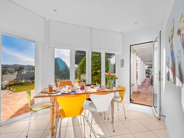 6 Bedrooms Villa in Sotogrande