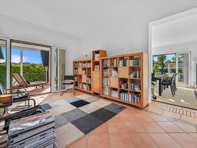 6 Bedrooms Villa in Sotogrande