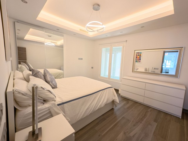 2 Bedrooms Apartment in Puerto Banús
