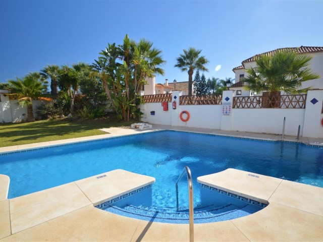 3 Makuuhuoneen Huoneisto Las Chapas