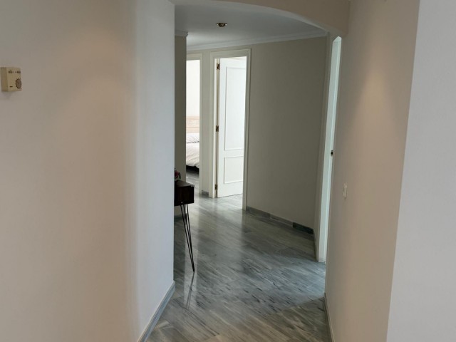 3 Makuuhuoneen Huoneisto Las Chapas