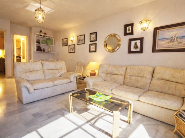 Kattohuoneisto Calahonda