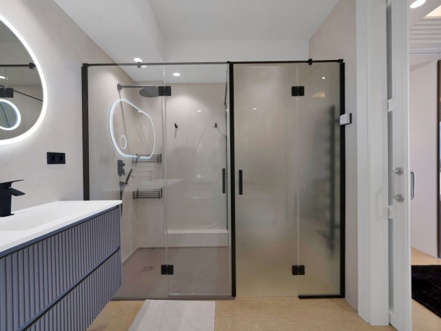 3 Bedrooms Apartment in Nueva Andalucía