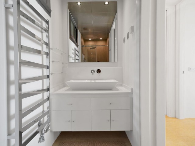 3 Bedrooms Apartment in Nueva Andalucía