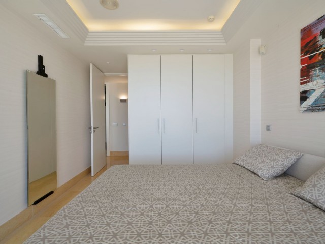 3 Bedrooms Apartment in Nueva Andalucía