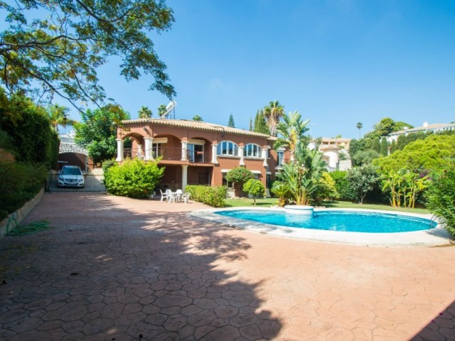 4 Bedrooms Villa in Campo Mijas