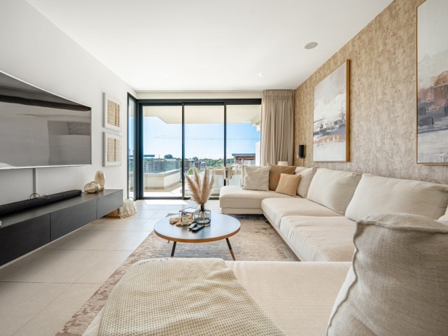 2 Bedrooms Apartment in Estepona
