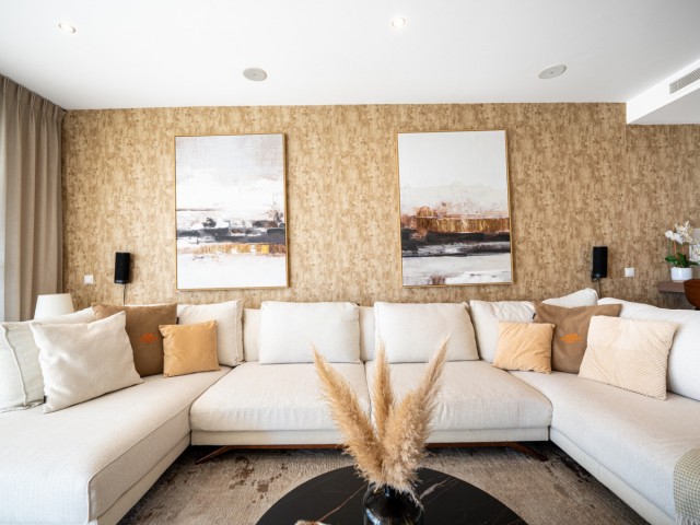 2 Bedrooms Apartment in Estepona