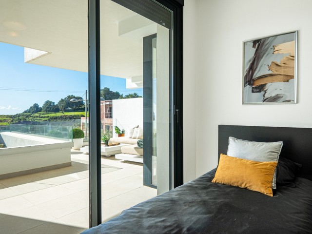 2 Bedrooms Apartment in Estepona