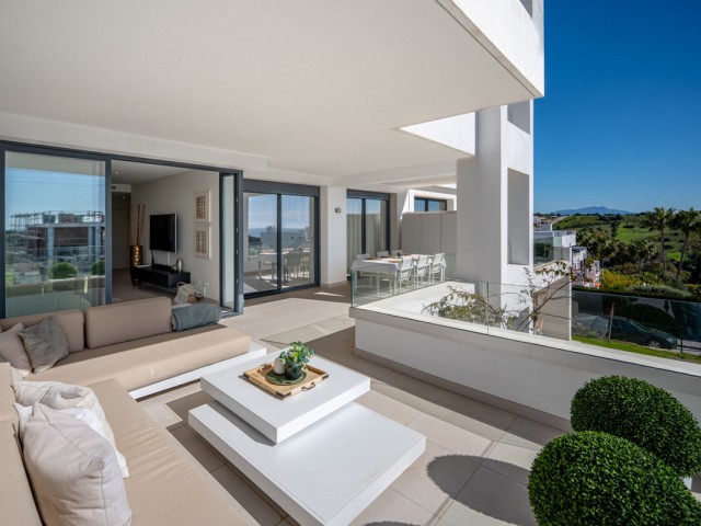 2 Bedrooms Apartment in Estepona