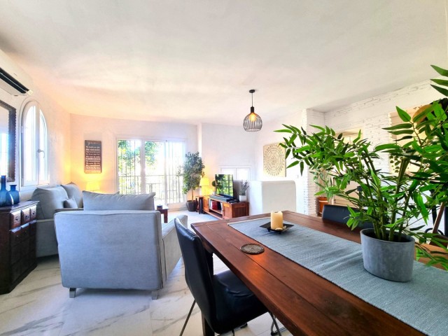 2 Bedrooms Villa in Benalmadena