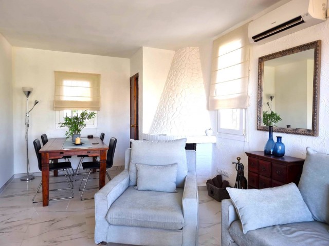 2 Bedrooms Villa in Benalmadena