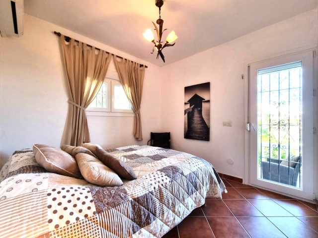 2 Bedrooms Villa in Benalmadena