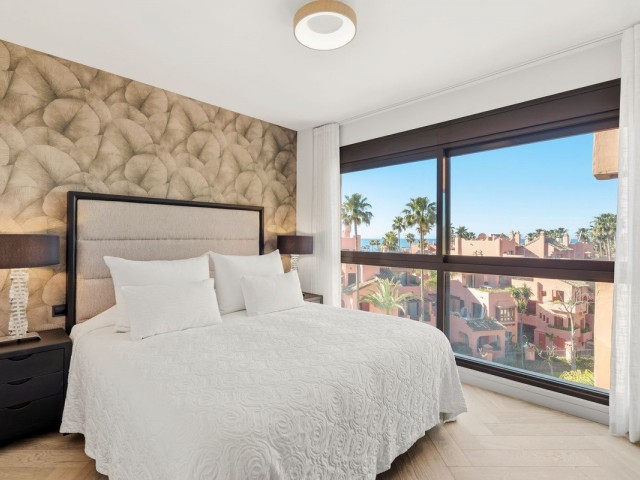 3 Bedrooms Apartment in Estepona