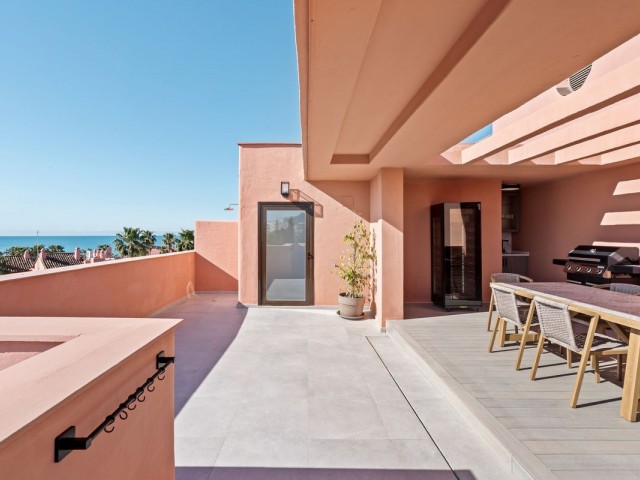 3 Bedrooms Apartment in Estepona