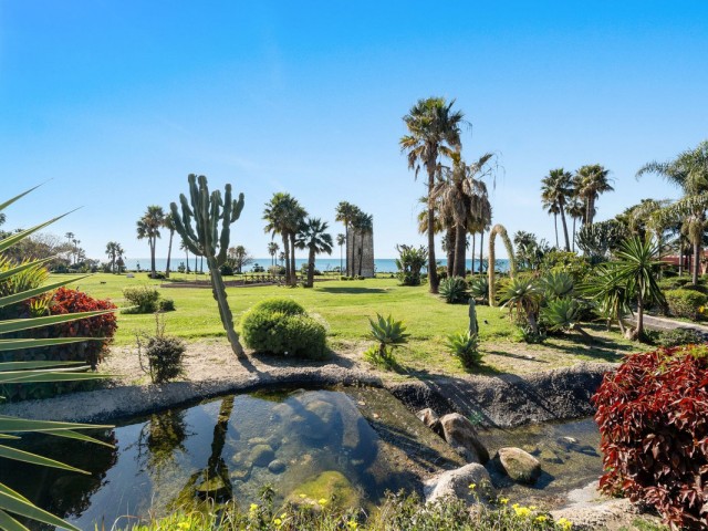 3 Bedrooms Apartment in Estepona