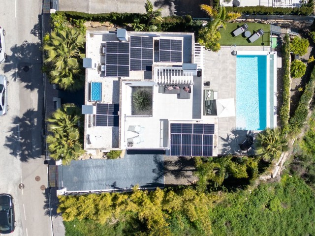 4 Bedrooms Villa in Selwo