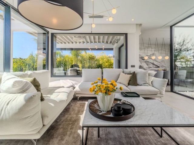 4 Bedrooms Villa in Selwo