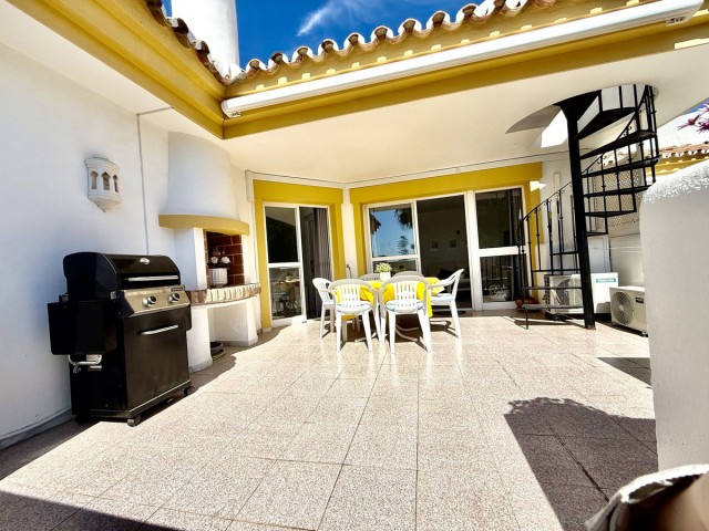 Kattohuoneisto Calahonda