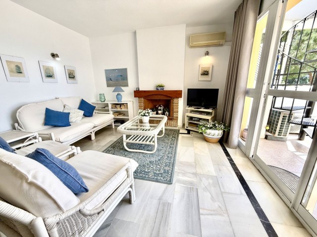 Kattohuoneisto Calahonda