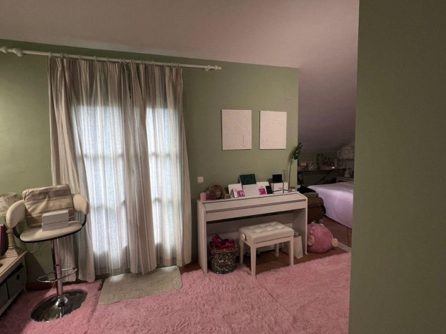 Radhus, Sotogrande, R5339380