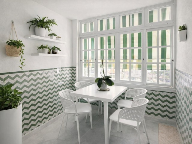 4 Schlafzimmer Apartment in La Carihuela