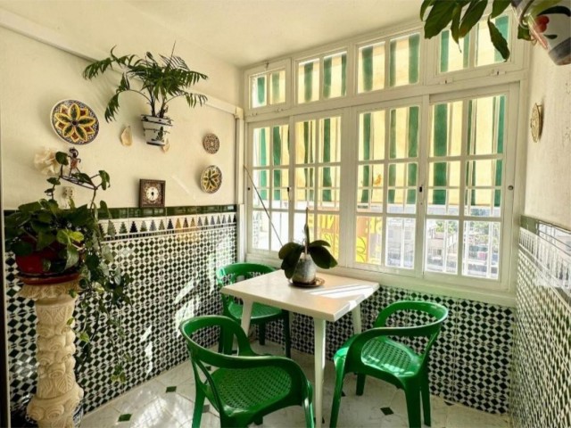 4 Bedrooms Apartment in La Carihuela