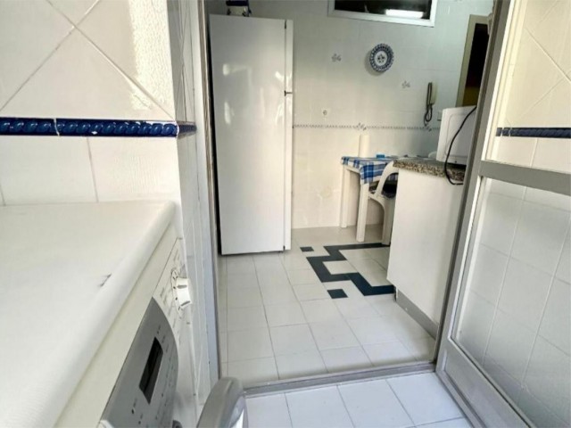 4 Bedrooms Apartment in La Carihuela