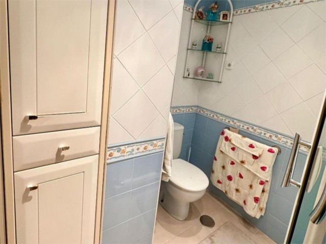 4 Bedrooms Apartment in La Carihuela