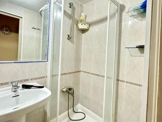4 Bedrooms Apartment in La Carihuela