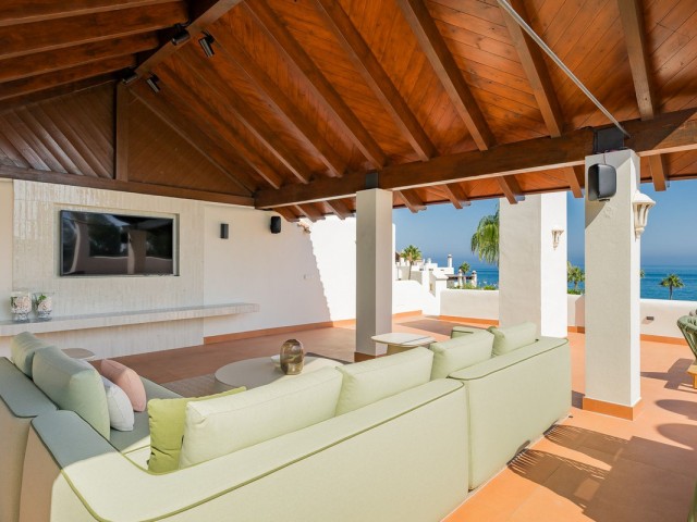 3 Bedrooms Apartment in Estepona