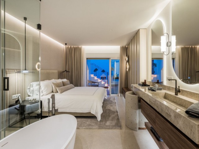 3 Bedrooms Apartment in Estepona