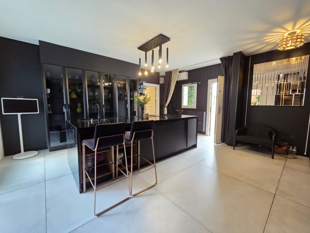 2 Schlafzimmer Reihenhaus in Nueva Andalucía