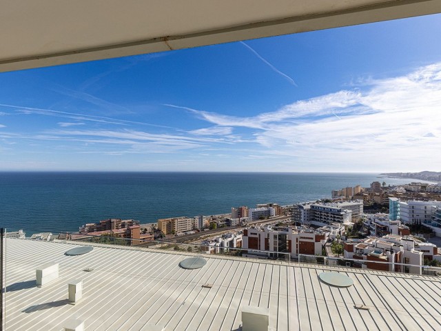 2 Bedrooms Apartment in Fuengirola
