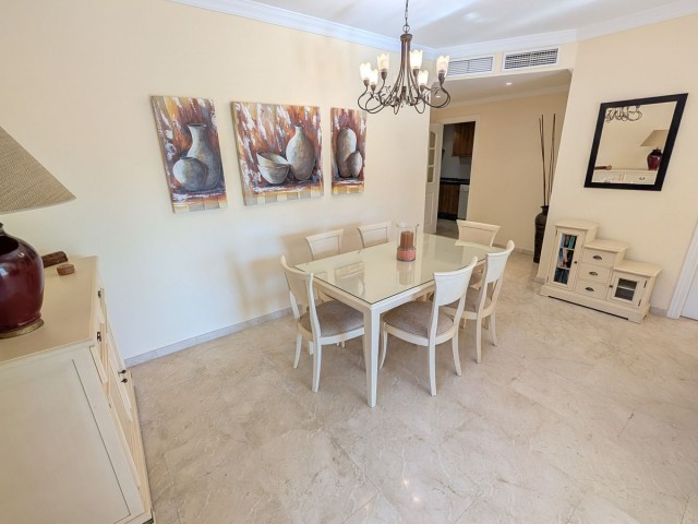 3 Schlafzimmer Apartment in Elviria