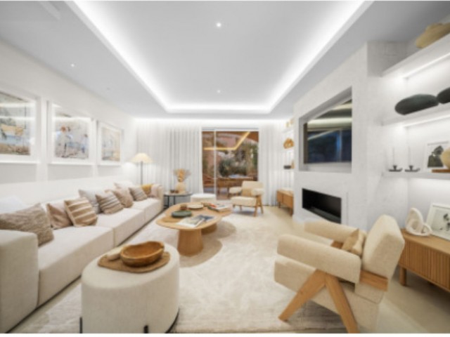 3 Schlafzimmer Reihenhaus in Nueva Andalucía