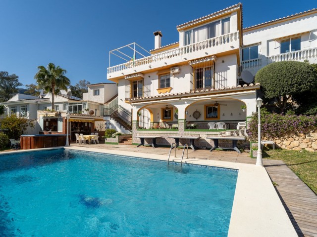 4 Sovrums Villa i Torremuelle