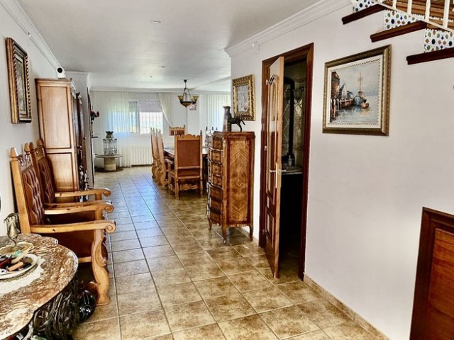 6 Bedrooms Villa in Alhaurín de la Torre