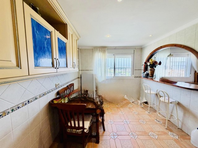 6 Bedrooms Villa in Alhaurín de la Torre