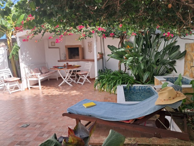 4 Bedrooms Villa in Estepona