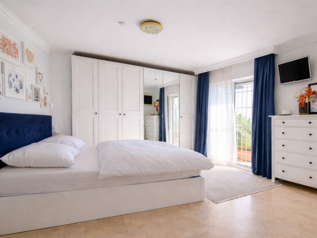 4 Bedrooms Villa in Estepona