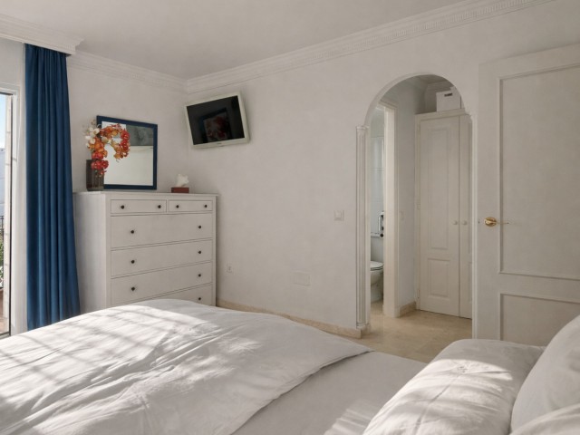 4 Bedrooms Villa in Estepona