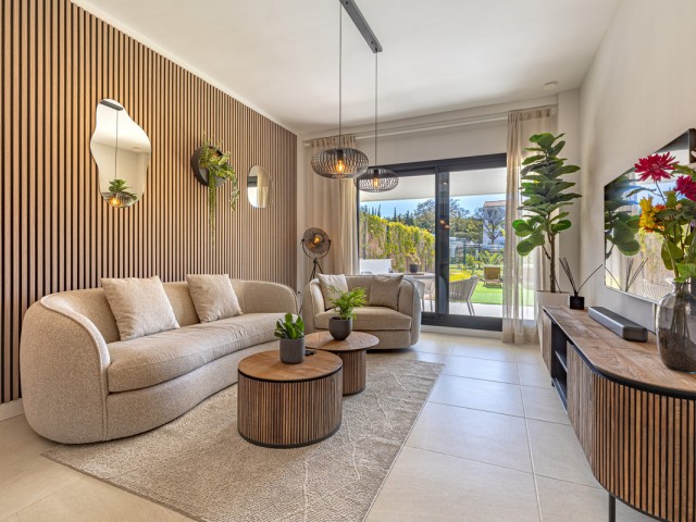 2 Bedrooms Apartment in Estepona