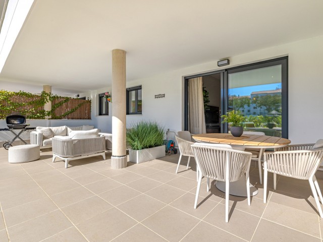 2 Bedrooms Apartment in Estepona